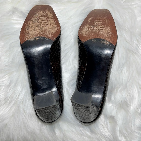 Sale!  BOGO. Stuart Weitzman VTG Brown Leather Snake Pump Sz 7 - Picture 6 of 9